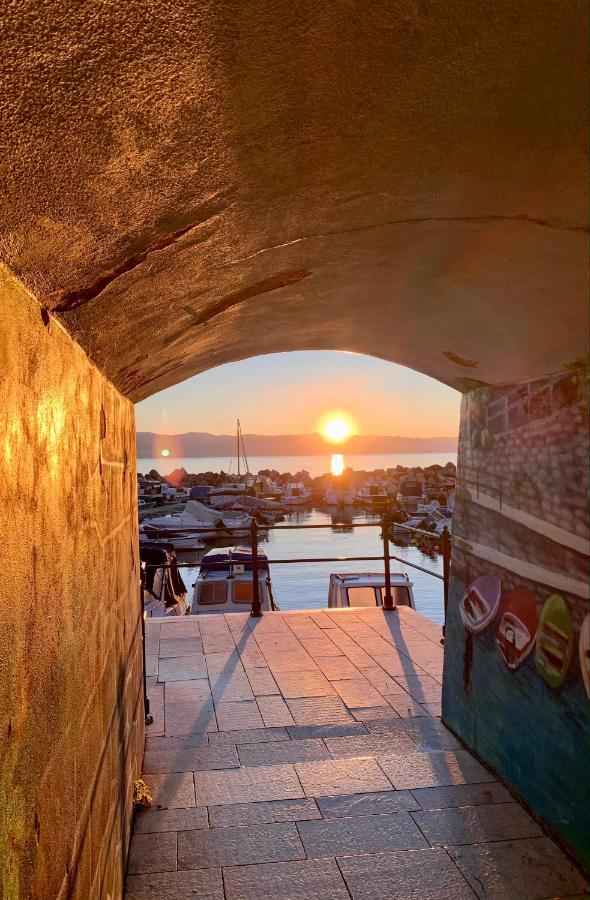 Apartment Lapov Ičići Εξωτερικό φωτογραφία