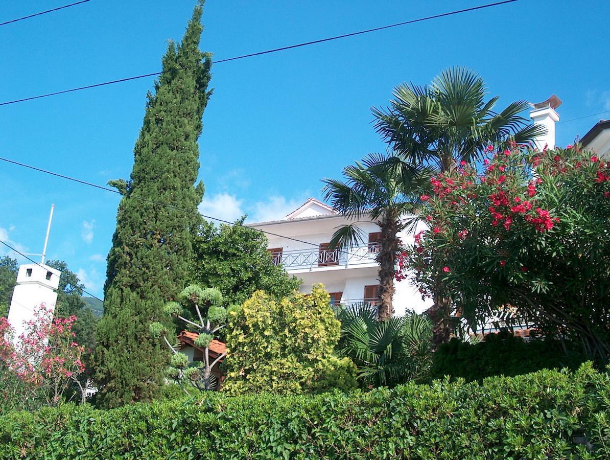 Apartment Lapov Ičići Εξωτερικό φωτογραφία