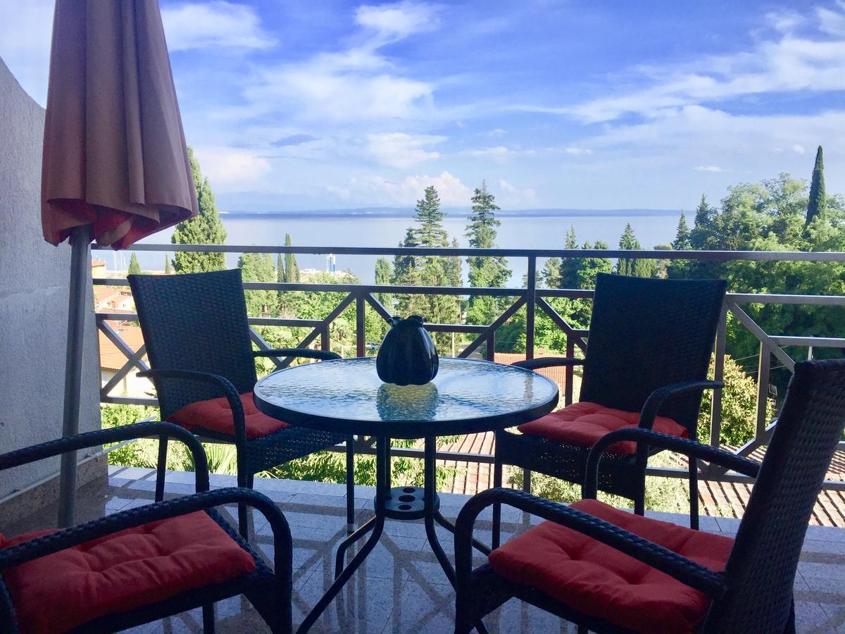 Apartment Lapov Ičići Εξωτερικό φωτογραφία